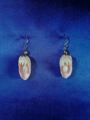 Handmade women's earrings new