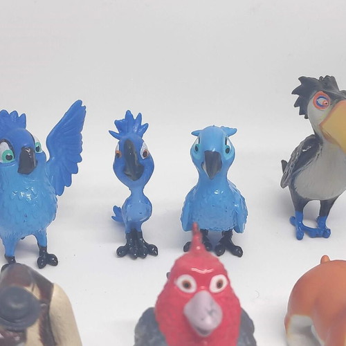 Rio 2 collectible figures set of 12, like new