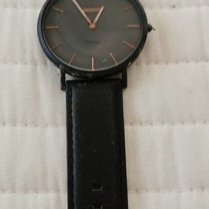 Oozoo unisex watch vintage series, like new, black leather strap