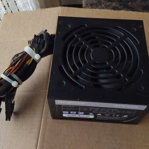 Segotep GTR550 550W power supply like new, 120mm fan
