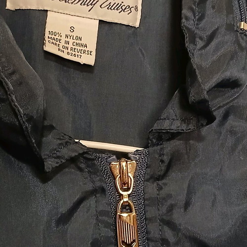 Celebrity Cruises men's windbreaker jacket size small like new, blue