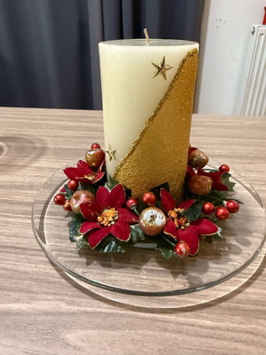 Christmas decorative candle like new