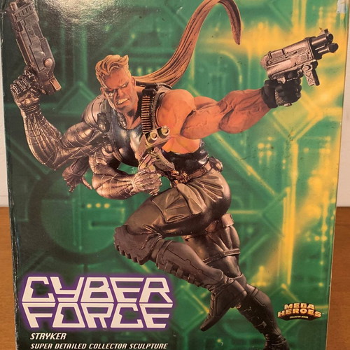Cyberforce Stryker statue 38 cm like new, limited edition 1991/5000