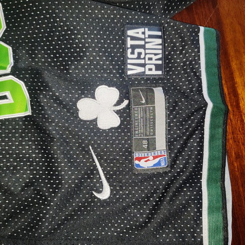 NBA Boston Celtics shorts new, medium size