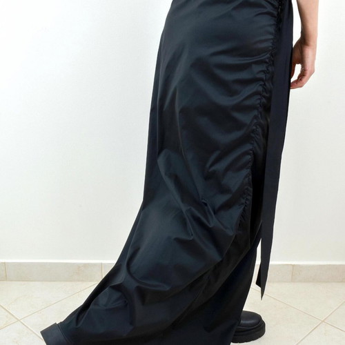 La Perla Vintage Goth Maxi Skirt brand new, avant garde ruched couture, IT 44