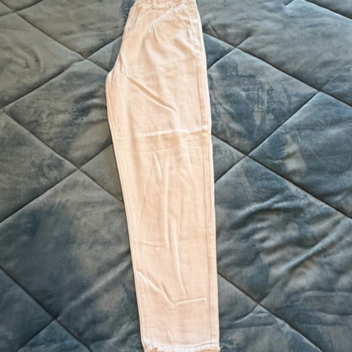 Shein White High-Waisted Mom Fit Jeans like new, size M