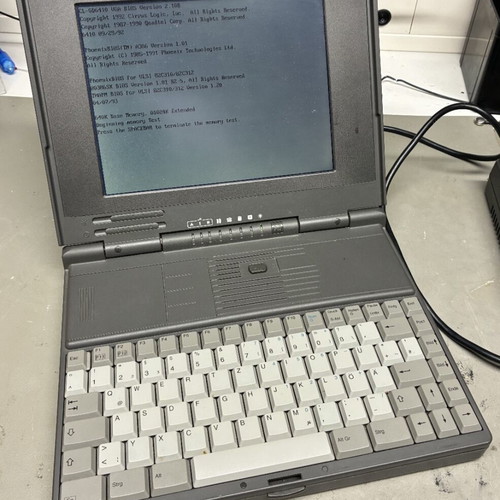 Escom 386XL/33 laptop used, retro from 1993