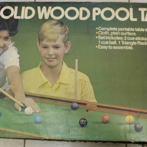 Estrela 36 Solid Wood Pool Table new, box worn