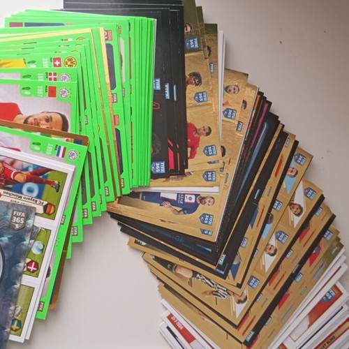 Football stickers like new, 92 large and 17 small assorted