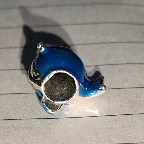 Silver charm whale orca with blue enamel like new