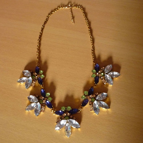 Bronze necklace with multicolored strass stone flower design