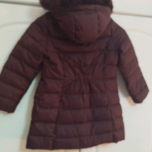 Benetton jacket like new, burgundy with fur hood, size 116 cm