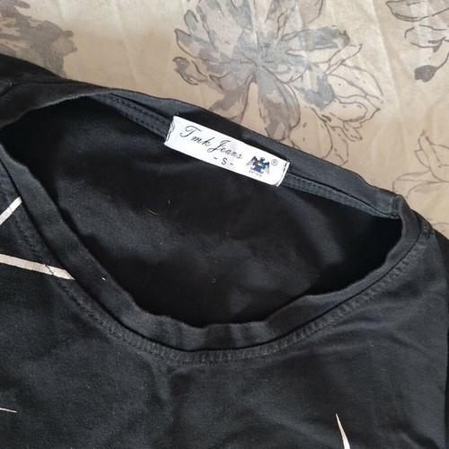 Boys' black T-shirt size S, age 12-13