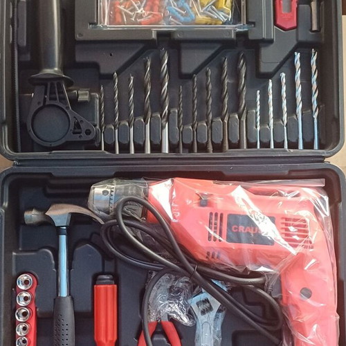 Impact Drill 600W Electric Drill in Case new