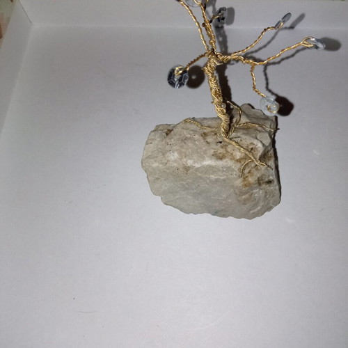 Wire tree used on stone decoration