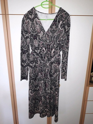 Midi dress size L like new, blue and purple with belt