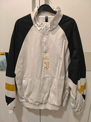 Juventus Icon jacket medium
