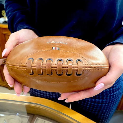 Wilson Walleysmark ball bag vintage leather like new