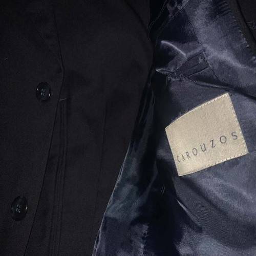 Carouzos dark blue men's suit like new, size 34