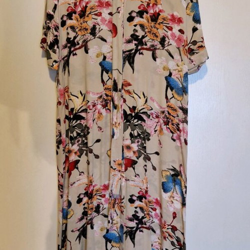 Colorful long dress one size with belt, like new