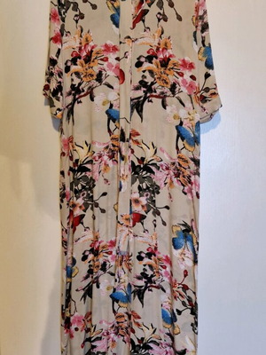 Colorful long dress one size with belt, like new
