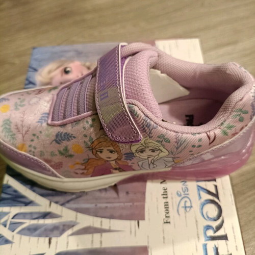 Frozen District kids athletic shoes new, size 32
