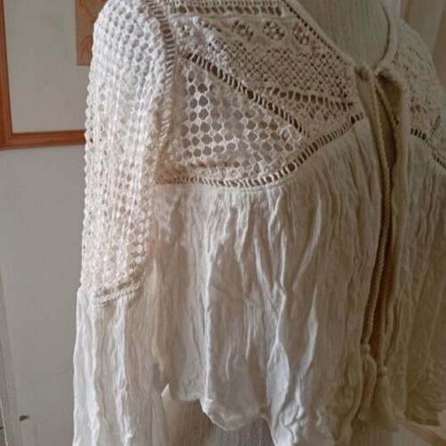 Cotton cardigan Berska like new, size Small, white