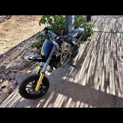 Mini Bobo Enduro 25cc used, needs new kickstarter