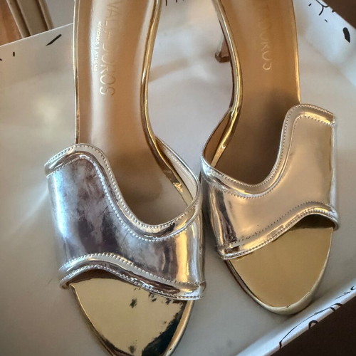 Valtadoros silver platform sandals like new, size 38