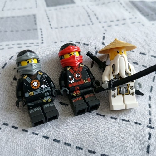 Lego Ninjago authentic minifigures like new