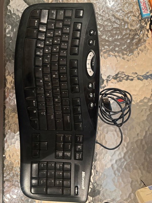 Πληκτρολόγιο Microsoft KU-0459 μεταχειρισμένο, συμβατό με παλιούς υπολογιστές και PlayStation 2