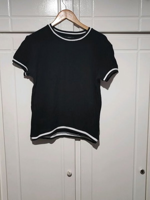 Men's knitted shirt like new, short sleeve, size S