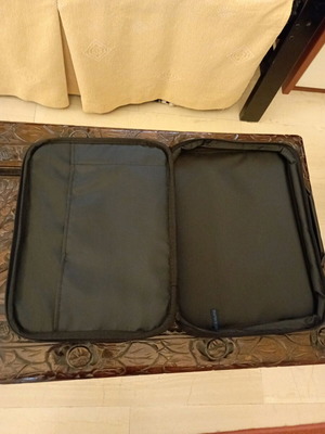 Compaq fabric briefcase new, black