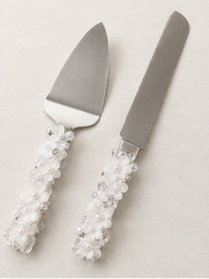 Cake Knife and Spatula Set like new with decorative handles
