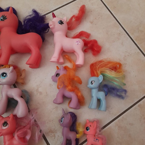 My Little Pony figures like new