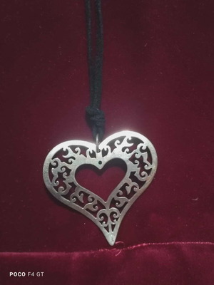 Ασημένιο μενταγιόν L.Vourakis σαν καινούργιο, καρδιά 925