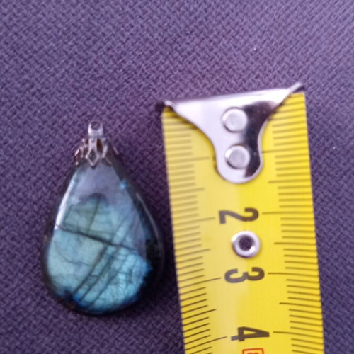 Necklace with energy labradorite crystal, new, multicolor