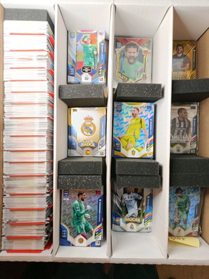 Panini FIFA 365 2025-2026 Adrenalyn XL σαν καινούργιο, limited edition κάρτες