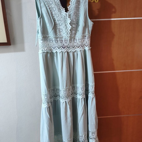 Dress midi turquoise like new with deep wide neckline and lining