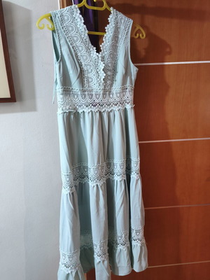 Dress midi turquoise like new with deep wide neckline and lining