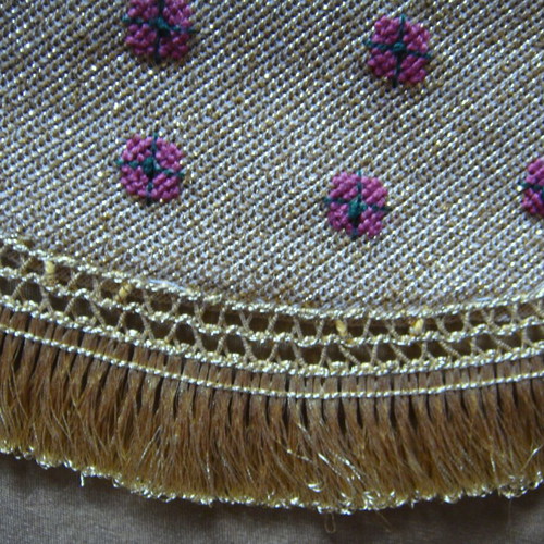 Vintage embroidered round table linen like new with gold thread