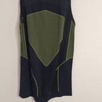 Men's Athletic Shirt size M like new, black and green