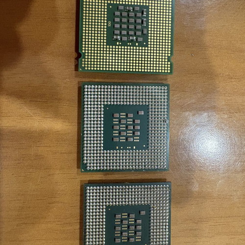 Intel Celeron CPUs used, set of 3, 2.00GHz/2.40GHz/2.80GHz retro