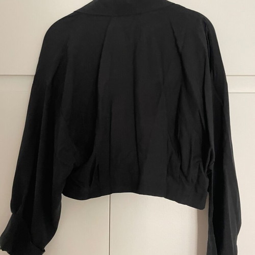 Short black jacket Pull & Bear small, used, 100% lyocell