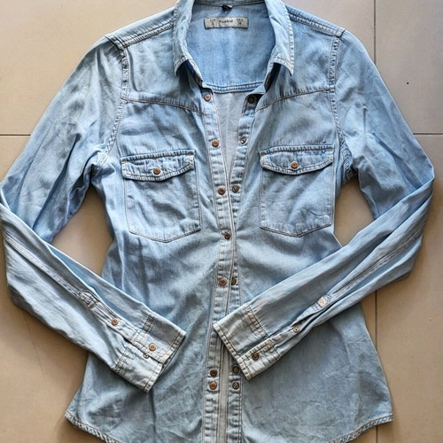 Pull & Bear Women's Light Blue Shirt like new