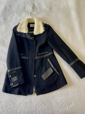 Wool coat size Small, black, with genuine fur and leather