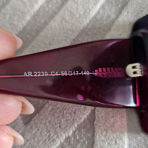 Anna Riska sunglasses used, purple