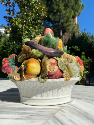 Vintage Majolica Ceramic Vegetable Basket centerpiece in like-new condition