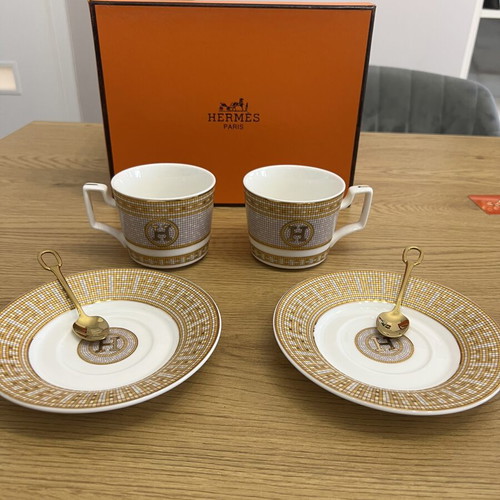 Hermes coffee set, 100% porcelain
