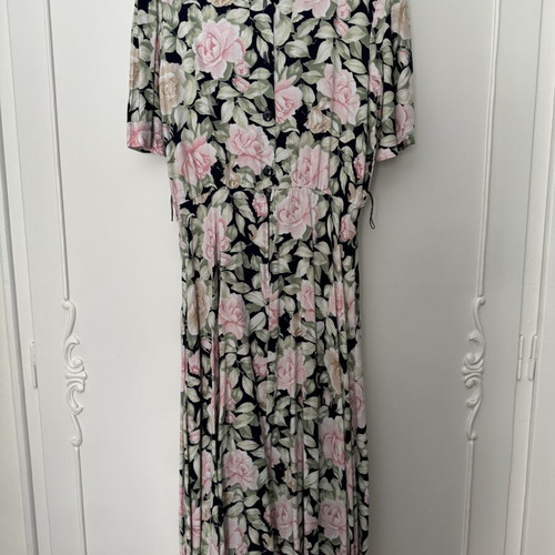 Vintage floral dress like new, colorful, size S